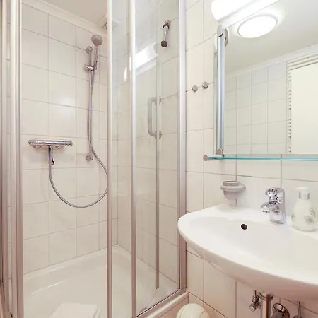 Apartman Senbloom 22 *